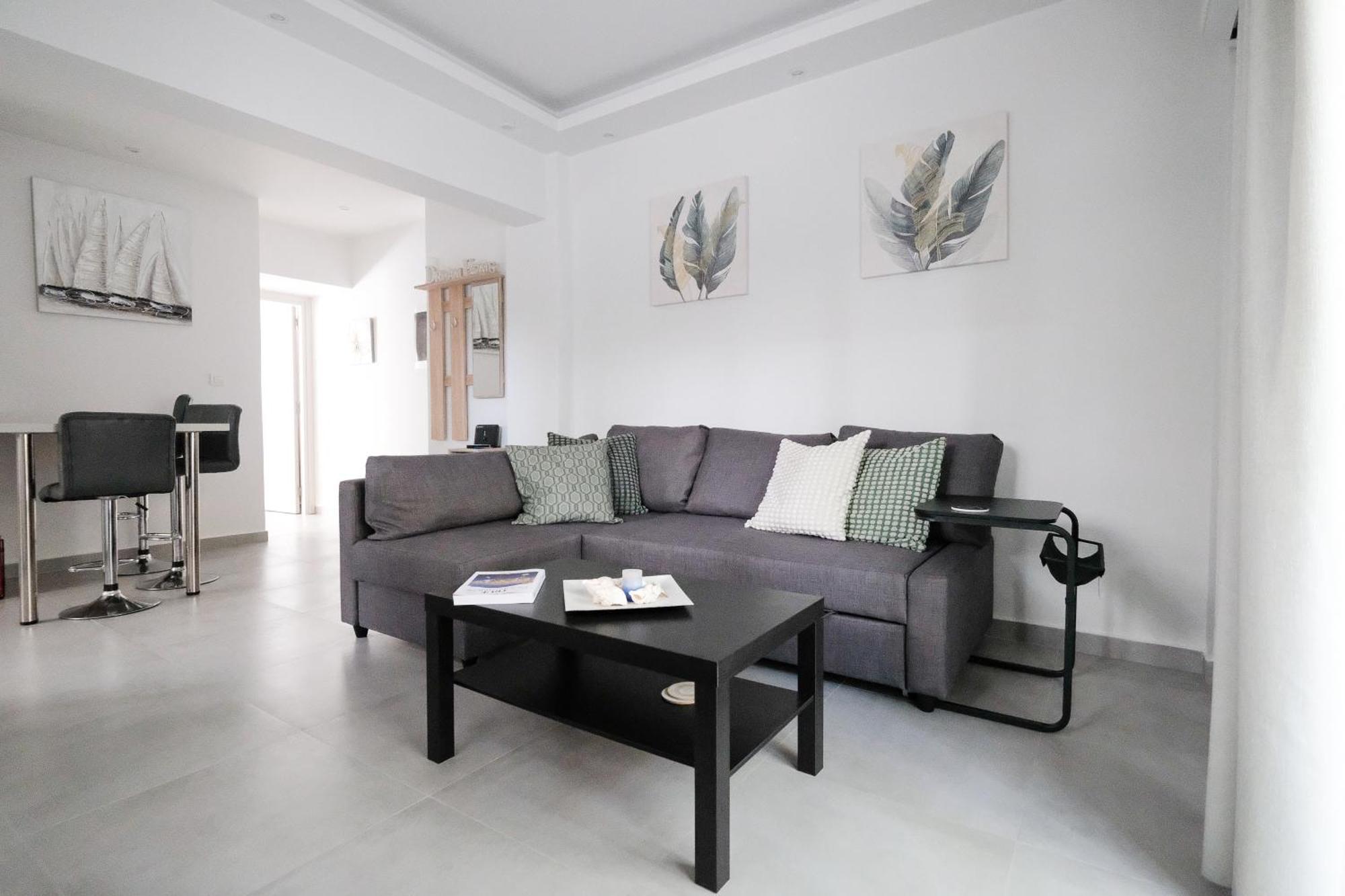 Rhodes Retreat: Modern Comfort In Serene Luxury Rhodes City Exterior foto