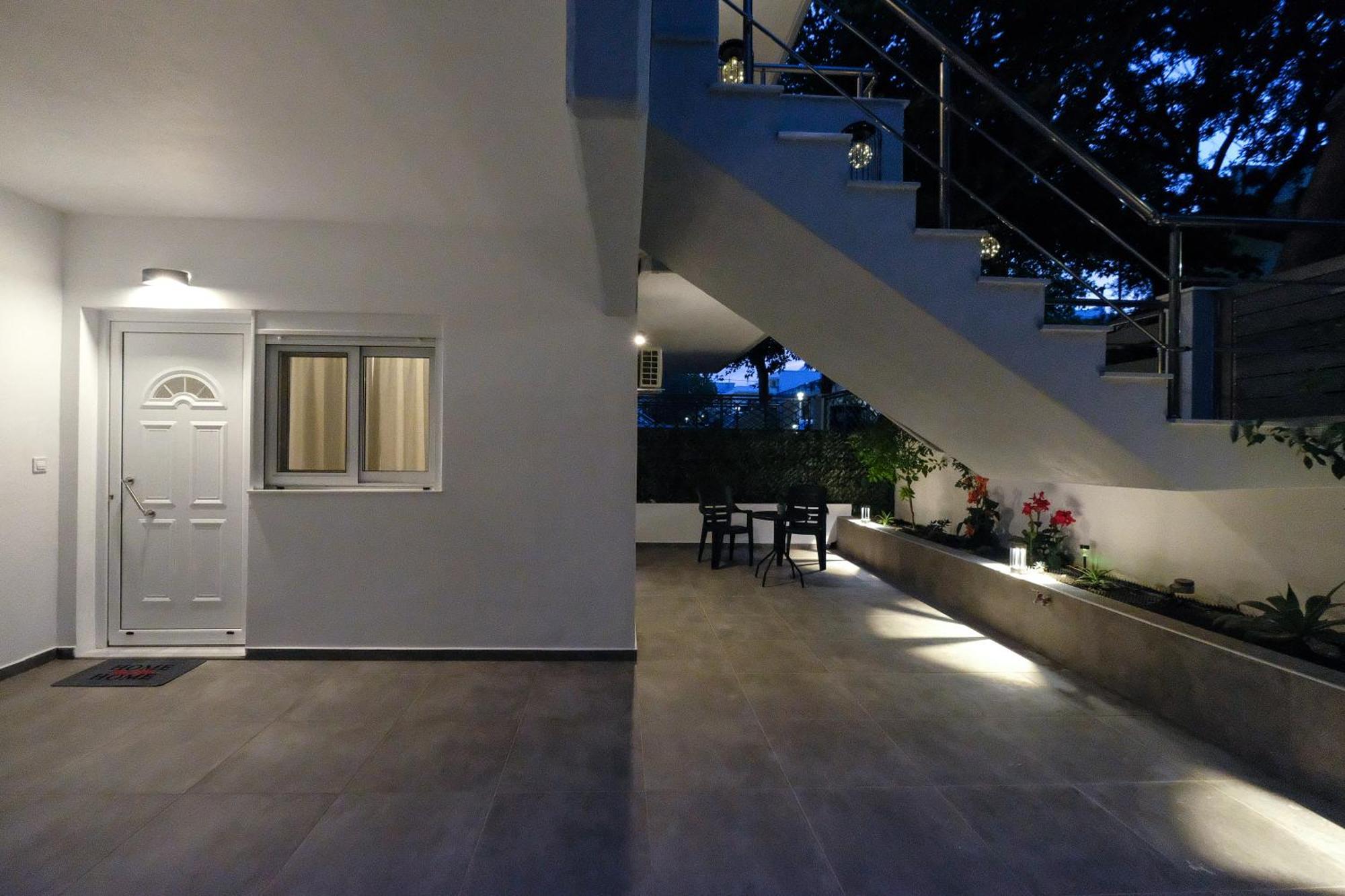 Rhodes Retreat: Modern Comfort In Serene Luxury Rhodes City Exterior foto